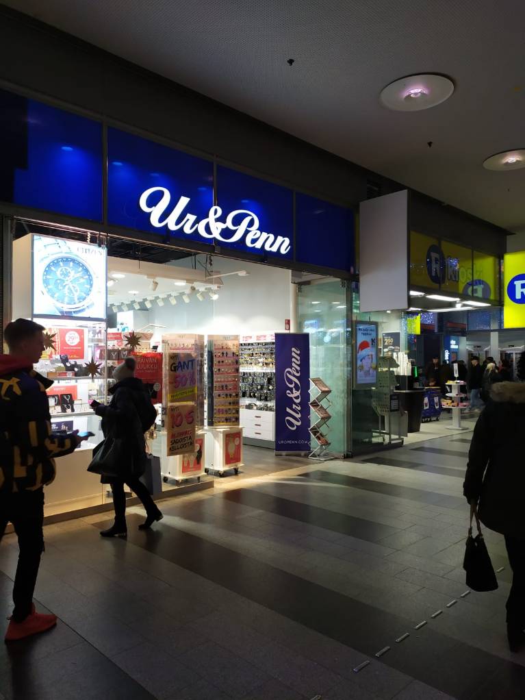 reklamskyltar, Signz, sign, skyltar, fasadskyltar, ljuslådor, profilbokstäver, LED-skyltar, pyloner, stolpskyltar, inomhusskyltar, vägskyltar, skyltlösningar, skyltinstallation, skyltproduktion, reklam, varumärkesprofilering, omprofilering, digitala skyltar, företagskyltar, miljövänliga skyltar, energisnåla LED-skyltar, skyltföretag Jönköping, småländska skyltar, skräddarsydda skyltar, tydliga skyltar, belysning, flaggskyltar, design, aluminiumskyltar, akrylskyltar, logotyp, signage, branding, reklamdesign, fönsterskyltar, väggskyltar, entréskyltar, stora skyltar, små skyltar, skyltar med LED, skyltservice, skyltprojekt, företagsomprofilering, ljusskyltar, skyltmontering, skyltteknik.